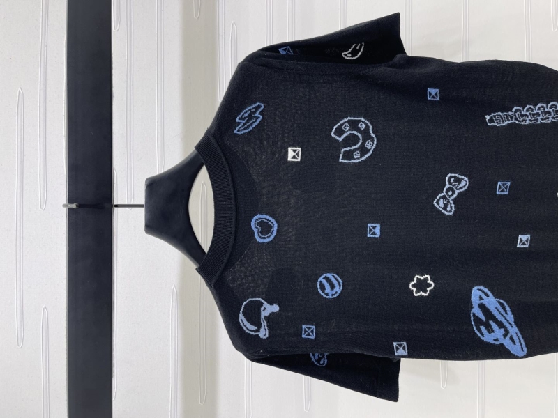 H**me5 sweaters